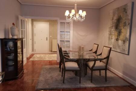 Séjour chez l'habitant Con Bano Privado En Bilbao